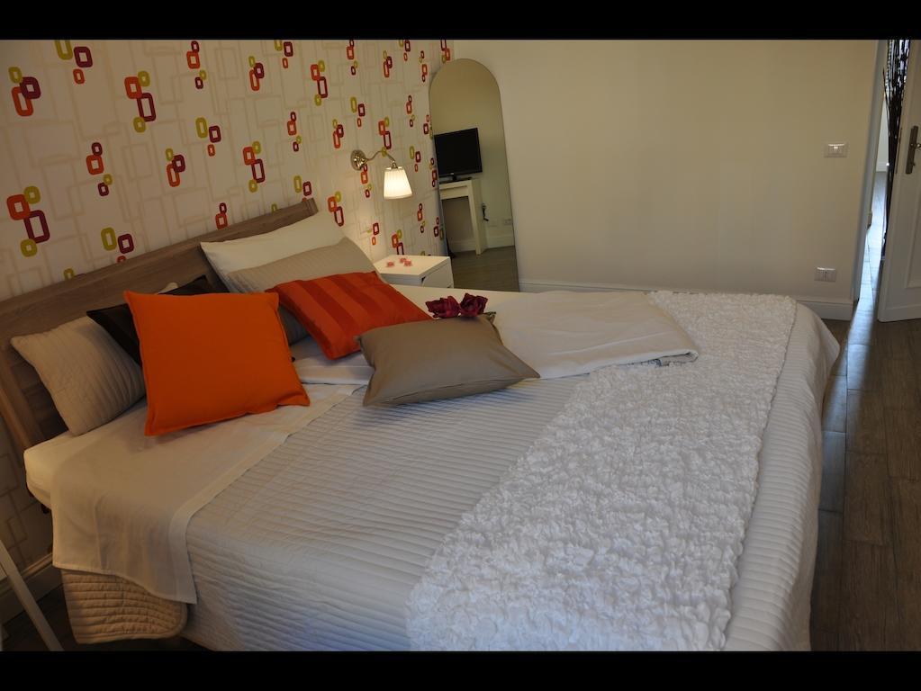 Just Colosseum Suite روما الغرفة الصورة